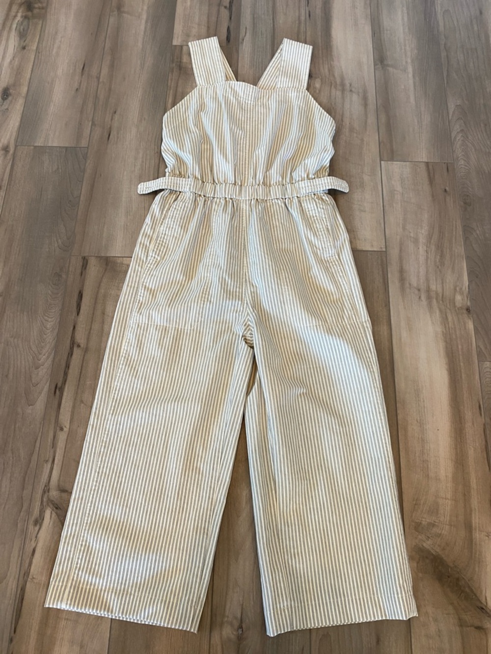 Everlane The Fatigue Apron Jumpsuit. Size 6. Hemmed inseam.